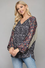Load image into Gallery viewer, GiGio Light Gray Top with Animal and Paisley Mixed Prints  Gigio   

