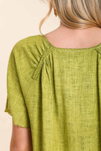 Load image into Gallery viewer, Umgee Linen Blend High Low Top in Avocado  Umgee   
