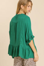 Load image into Gallery viewer, Umgee Kelly Green Linen Blend Top with Tassel Tie Tops Umgee   
