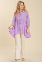 Load image into Gallery viewer, Umgee Button Front Tunic Top in Lavender Top Umgee   
