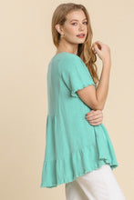 Load image into Gallery viewer, Umgee Linen Blend Top in Emerald with Ruffled Hem Top Umgee   
