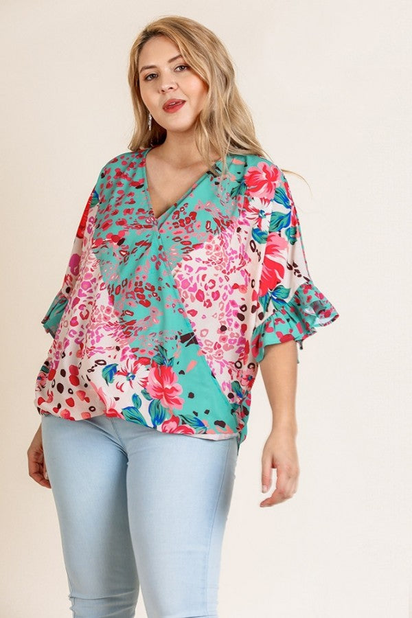 plus size - Mixed Floral Print Tunic Shirt $54  Plus size fashion, Fashion  tops blouse, Trendy tops for women