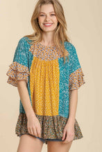 Load image into Gallery viewer, Umgee Mixed Ditzy Floral Print Top in Green Mix  Umgee   

