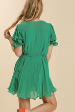 Load image into Gallery viewer, Umgee Short Pleated Dress with Ruffled Sleeves in Kelly Green FINAL SALE Dresses Umgee   
