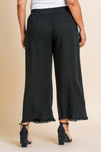Load image into Gallery viewer, Umgee Wide Leg Linen Pants in Black Bottoms Umgee   
