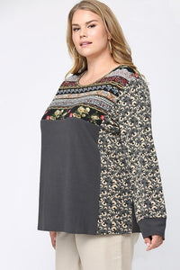 GiGio Top with Mixed Print Contrast in Dark Gray Top Gigio   