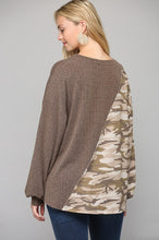 Load image into Gallery viewer, GiGio Mocha Camo and Solid Knit Mixed Top Top Gigio   

